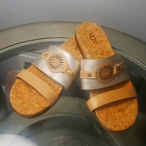 UGG'S womens open toe slides